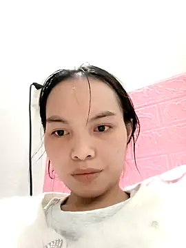 Snapshot of Hup_x chatting on 10.20.25 Hup x online show from 10.20.25