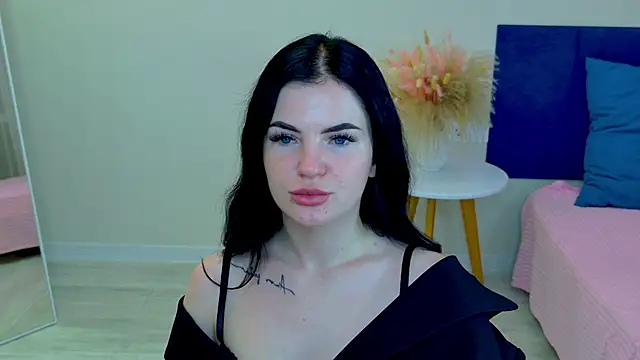 Meow Milena online show from 10.17.25