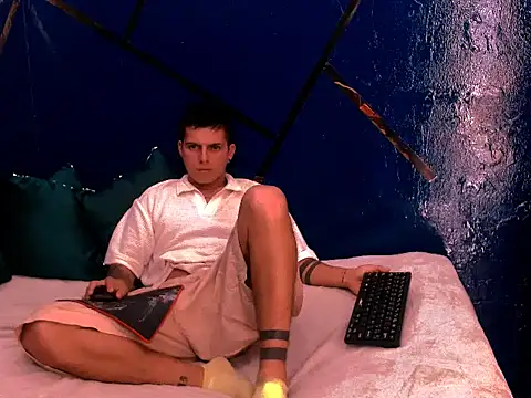 JOHS TYLER online show from 10.19.25