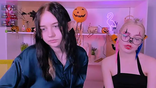 Snapshot of miki_ti chatting on 10.31.25 miki ti online show from 10.31.25