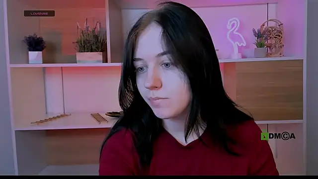 Snapshot of miki_ti chatting on 11.12.25 miki ti online show from 11.12.25