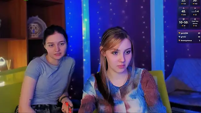 Snapshot of miki_ti chatting on 11.23.25 miki ti online show from 11.23.25