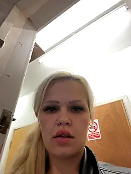 CherryXOX- online show from 10.16.25