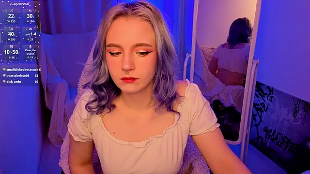 AleksaDivine online show from 11.28.25