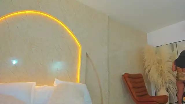 Antonella Russo1 online show from 12.16.25