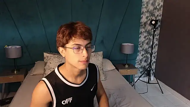 Aaron Eze online show from 07.17.26