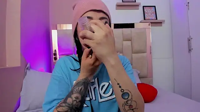 Eviiece online show from 11.04.25