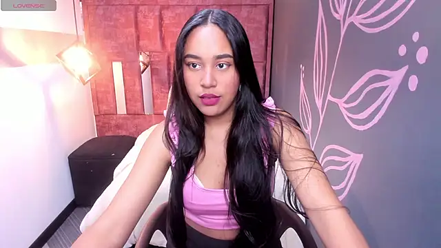 Rachel  Jonees online show from 10.31.25