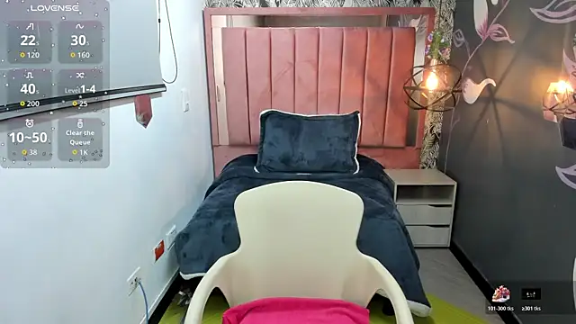 Rachel  Jonees online show from 11.12.25