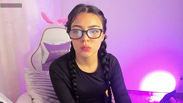 Snapshot of Midori_rosse chatting on 10.28.25 Midori rosse online show from 10.28.25