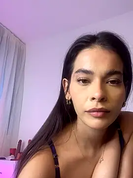 Esmeraldalcl online show from 11.15.25