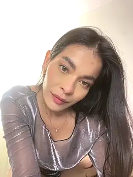 Esmeraldalcl online show from 11.18.25