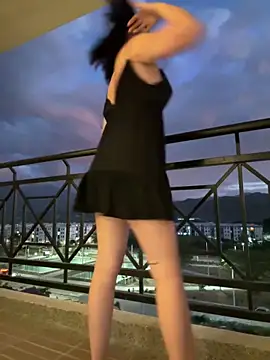 Julietalcl online show from 12.20.25