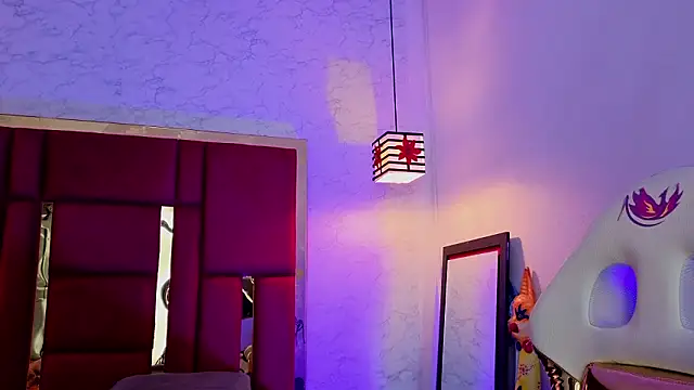 moon winy online show from 03.12.26