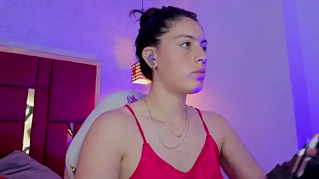 moon winy online show from 03.23.26