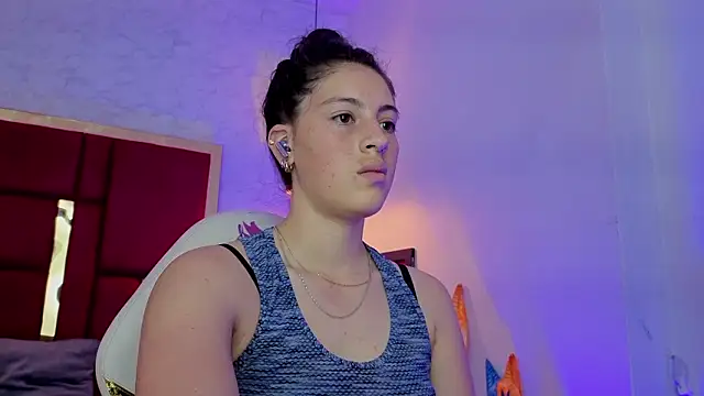 moon winy online show from 03.25.26