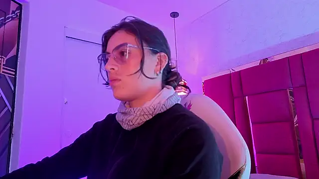 Snapshot of moon_winy chatting on 07.05.26 moon winy online show from 07.05.26