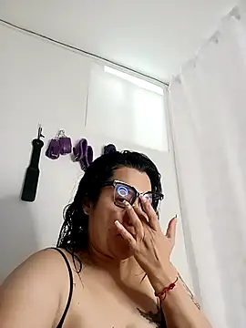 Snapshot of Lia_TabooMatureBbw chatting on 02.01.26 Lia TabooMatureBbw online show from 02.01.26