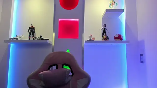 Snapshot of Lullaby_Charade chatting on 11.12.25 Lullaby Charade online show from 11.12.25