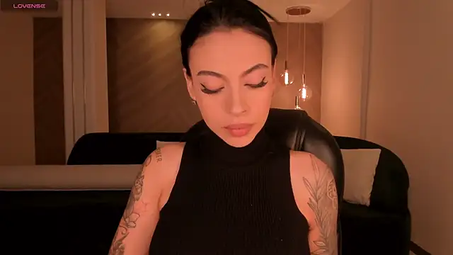 ChristineFord  online show from 07.01.26