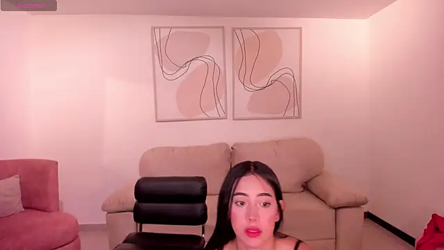 Snapshot of ScarlettBlaze_ chatting on 11.29.25 ScarlettBlaze online show from 11.29.25