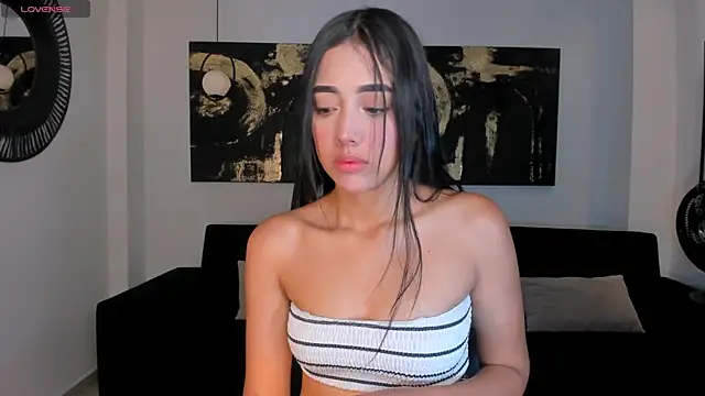 Snapshot of ScarlettBlaze_ chatting on 12.05.25 ScarlettBlaze online show from 12.05.25