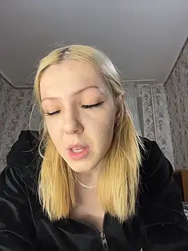 AlexandraXKitty online show from 03.03.26