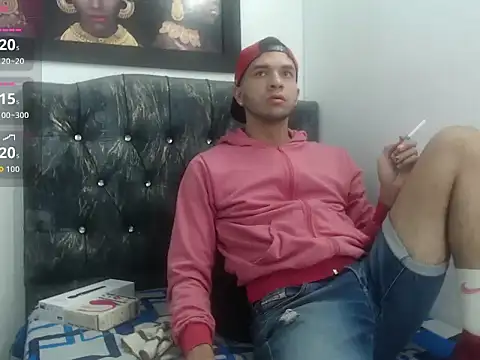 Snapshot of pether_hairy chatting on 05.24.26 pether hairy online show from 05.24.26