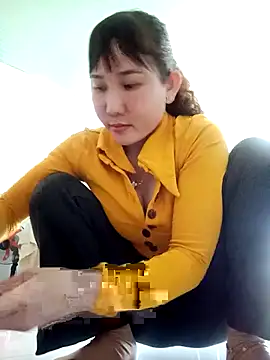 Snapshot of Ana-love2025 chatting on 10.20.25 Ana-love2025 online show from 10.20.25