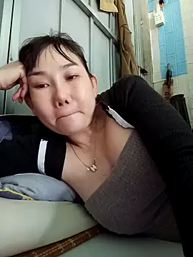 Snapshot of Ana-love2025 chatting on 11.07.25 Ana-love2025 online show from 11.07.25