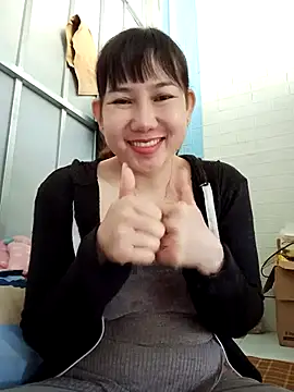 Snapshot of Ana-love2025 chatting on 11.15.25 Ana-love2025 online show from 11.15.25