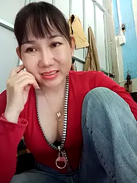 Snapshot of Ana-love2025 chatting on 11.17.25 Ana-love2025 online show from 11.17.25