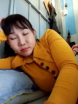 Snapshot of Ana-love2025 chatting on 12.05.25 Ana-love2025 online show from 12.05.25