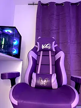 Maiaaa 11 online show from 10.21.25