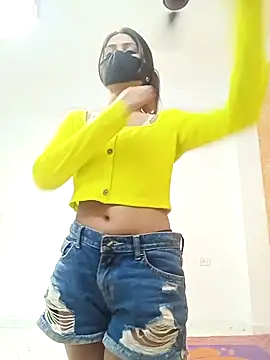 Snapshot of Sexy-queen-- chatting on 10.16.25 Sexy-queen-- online show from 10.16.25