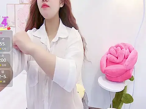 Snapshot of amaya-2299 chatting on 11.08.25 amaya-2299 online show from 11.08.25