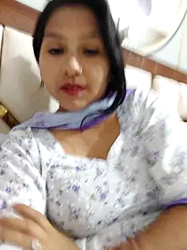 Vanshika1432 online show from 10.17.25