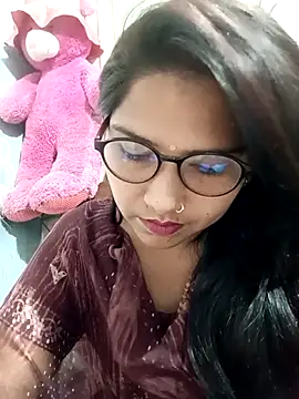 Vanshika1432 online show from 10.22.25