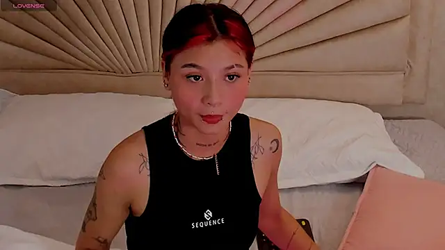 Emma duff online show from 12.17.25