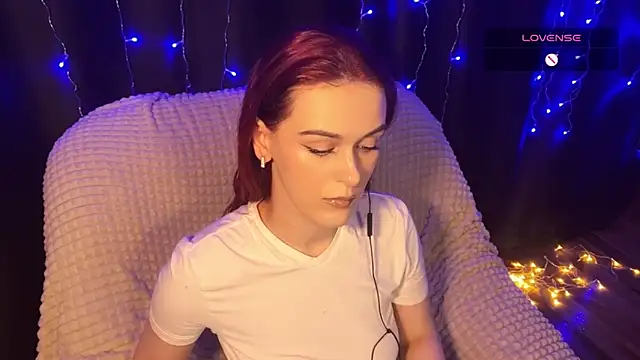 Snapshot of Veksal1a chatting on 02.14.26 Veksal1a online show from 02.14.26