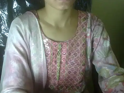 Shezi N online show from 11.05.25