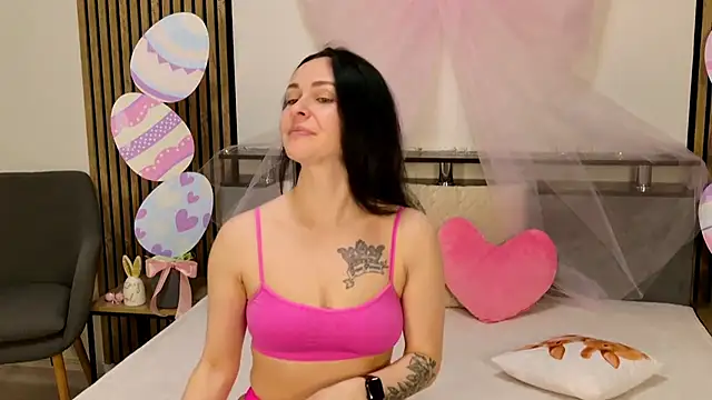 DitaNoir online show from 04.06.26