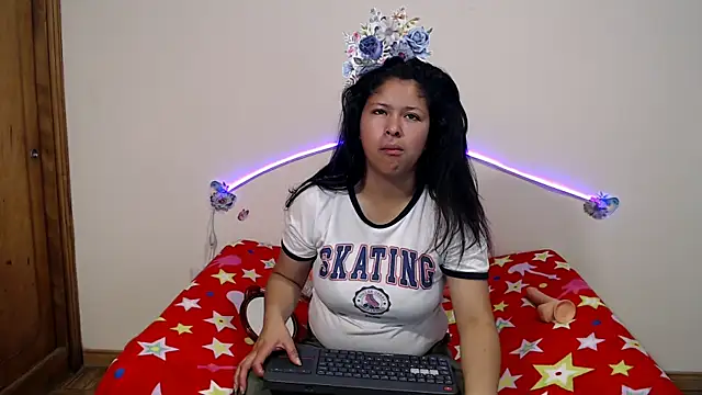 Snapshot of DANYXS chatting on 10.22.25 DANYXS online show from 10.22.25