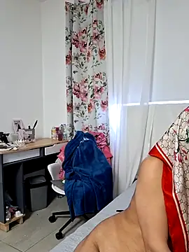 Snapshot of Your_Desires07 chatting on 11.25.25 Your Desires07 online show from 11.25.25