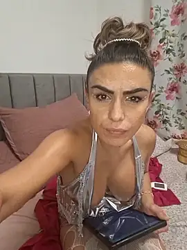 Snapshot of Your_Desires07 chatting on 12.16.25 Your Desires07 online show from 12.16.25