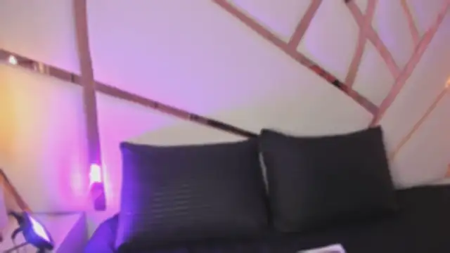 Lily StClair online show from 11.18.25