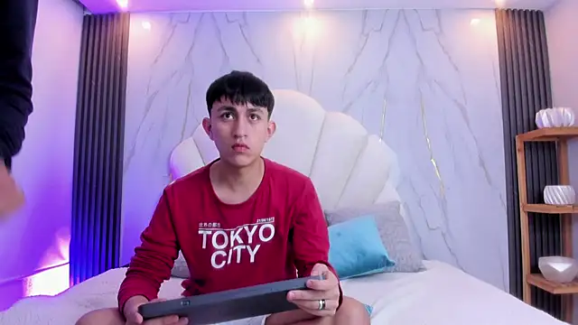 hoot booys  online show from 02.18.26