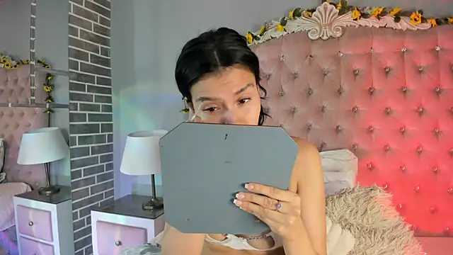 TanyaBello online show from 04.18.26