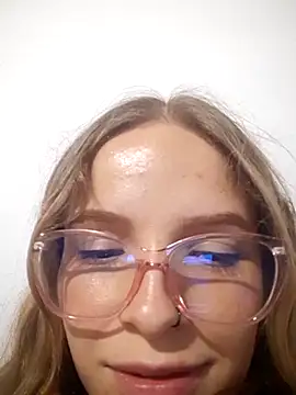 bambiluly online show from 10.19.25