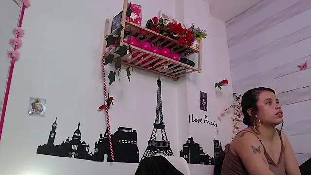 petite coral online show from 06.22.26